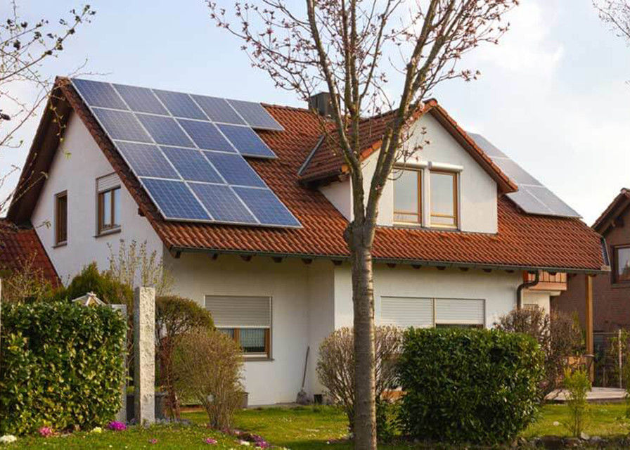 ODM outre de l'hybride à la maison du watt 8kw du système d'alimentation solaire de grille 10kw 6000 sur la grille solaire