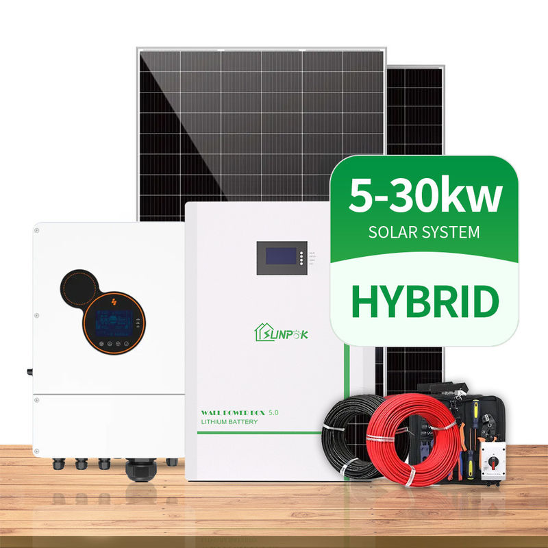 kit hybride du système 600W solaire générateur solaire de 3 phases avec l'ensemble réalisé de panneau