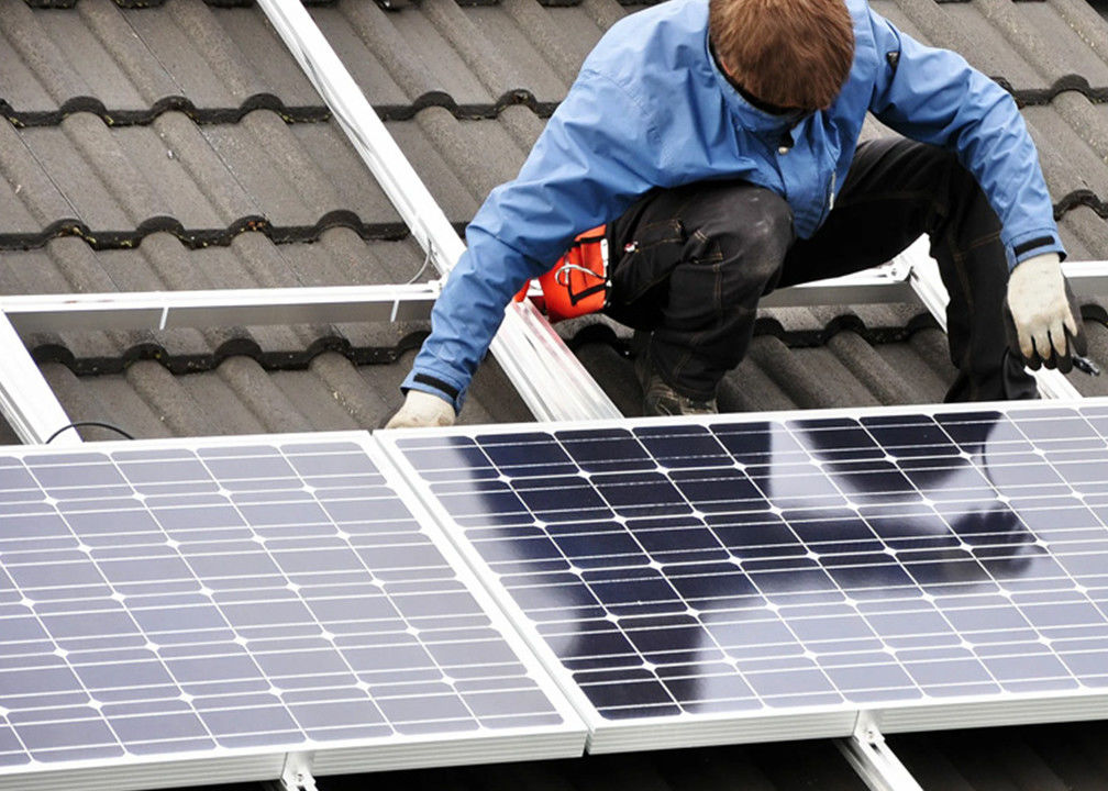Système solaire hybride futé 10Kw 15Kw 20KW d'inverseur outre des systèmes d'alimentation solaire résidentiels de grille