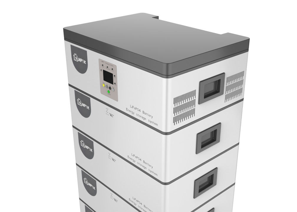 inverseur solaire de stockage de l'énergie du ménage 10kwh avec Lifepo4 la batterie outre de la connexion de grille tout dans une machine