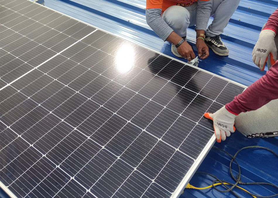 EU US Systèmes solaires hybrides de 50 kW 10kw 15kw Pour la maison 20kw 30kw Système solaire industriel