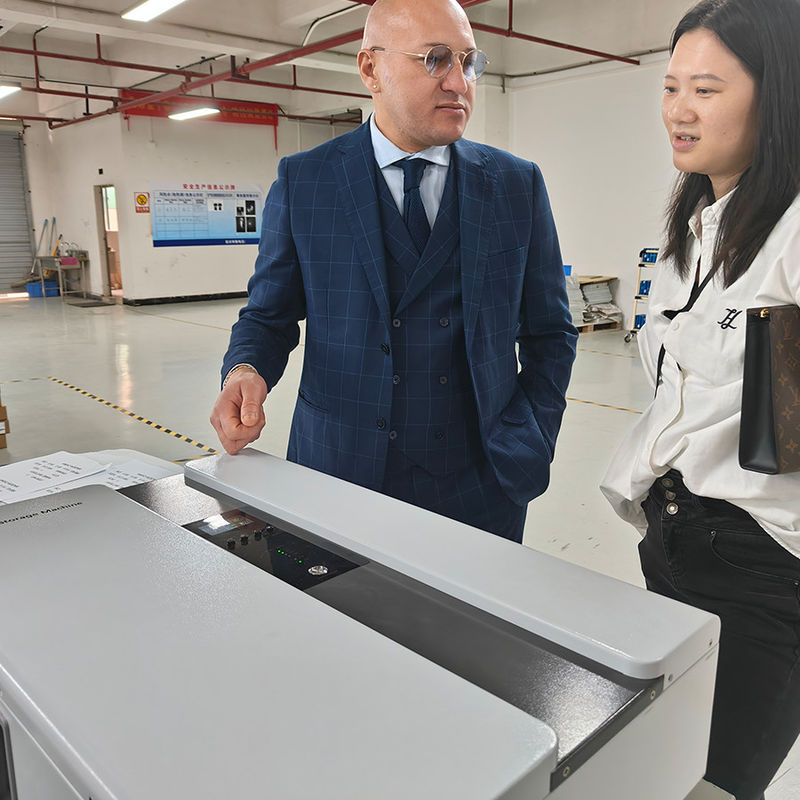 Invertisseur solaire à batterie 24v et invertisseurs solaires à onde sinusoïdale pure tout en un invertisseur solaire