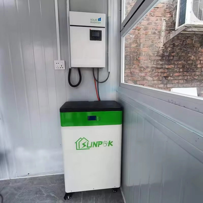 Cycle profond LiFePO4 Batterie solaire à ions lithium 10kwh 48v 200ah Système d'énergie solaire pour la maison